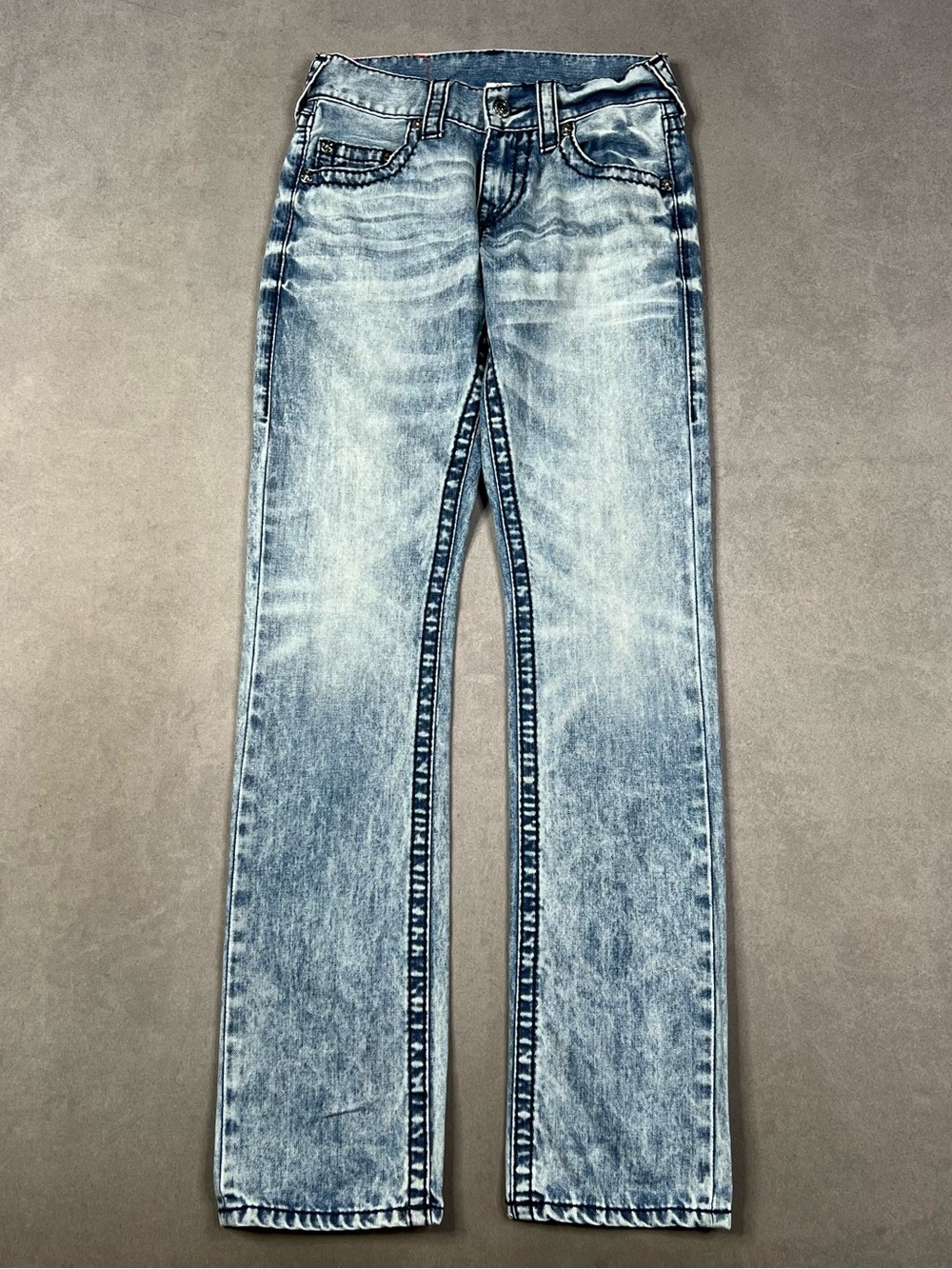 True Religion Men’s Light Wash Jeans - Picture 2 of 5